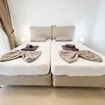 Adriatic Charm Haven E73 * Golem (Tirana)