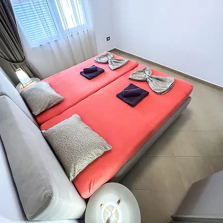 Adriatic Charm Haven E73 * Golem (Tirana)